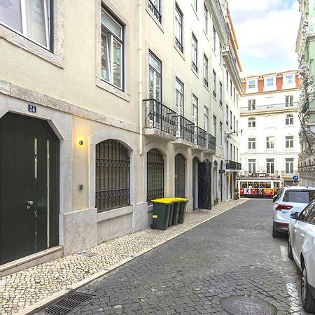 Cozy Downtown Studio By Lovelystay Lisbon Exterior photo